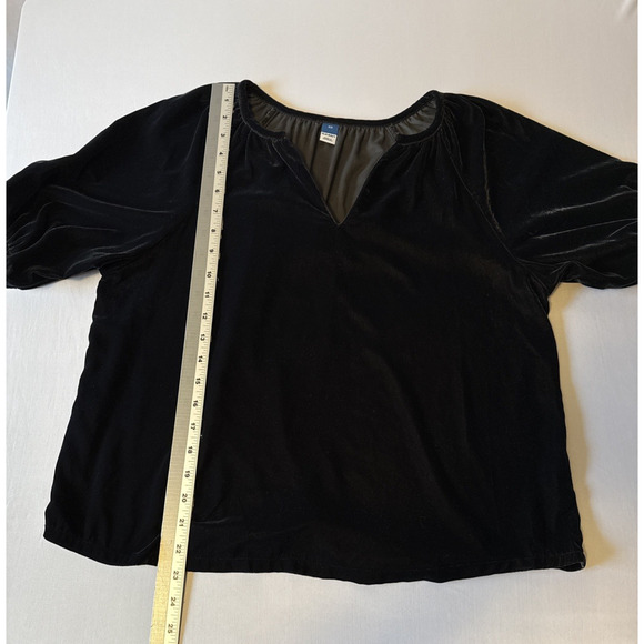 Old Navy Women's XS Whimsigoth Black Velvet Shirred V Neck Relaxed Blouse Witchy - Picture 8 of 9